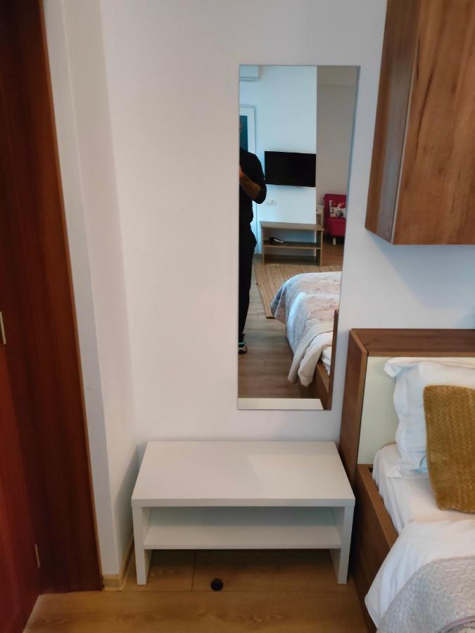 Ivavev Is Us Bythesea Konstanca Kültér fotó